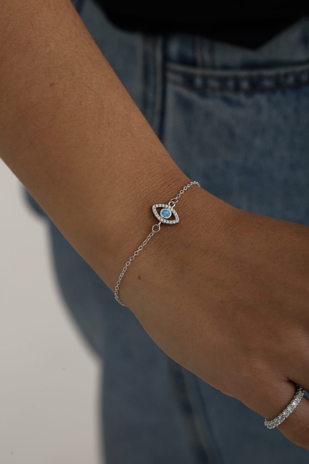 PULSEIRA EYE